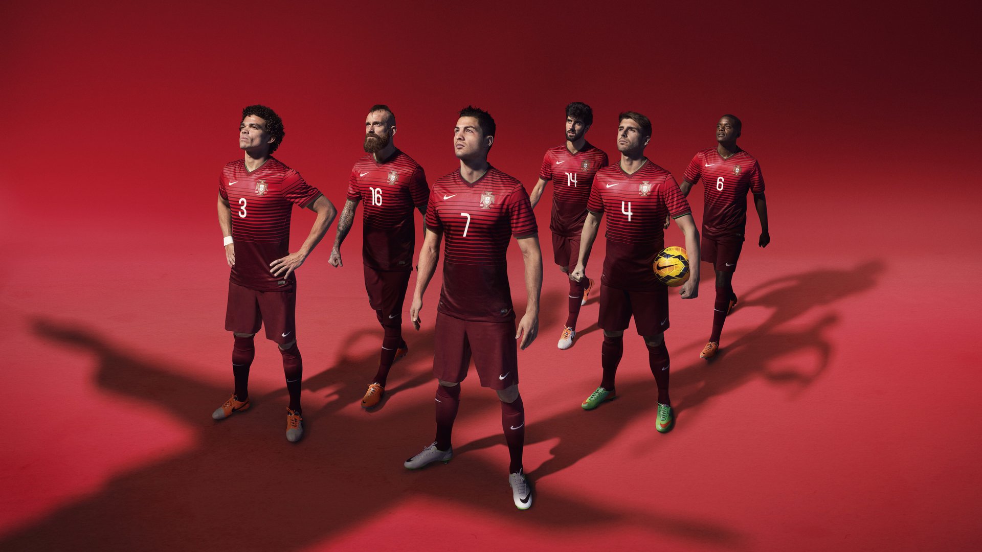 铁闸卡塞米罗锁死强敌，三狮军团硬仗力克加纳展现冠军相